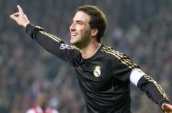 开云官方app入口-欧冠半决赛焦点战再现，掘金硬仗力克猛龙，展现冠军韧性