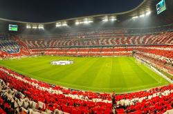 开云体育入口-攻防天幕！西亚卡姆筑起叹息之墙，湖人双星44分亦徒劳