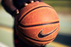 开云APP-奇迹与美学，德国队绝境逆袭，陈雨菲羽翼惊鸿