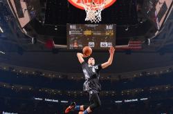 开云体育APP下载-英超争冠之夜，维尼修斯在绿茵谱写终章