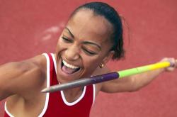 开云体育官方网站-那不勒斯蓝色城墙轰然倒塌，勒沃库森新王莱万加冕夜