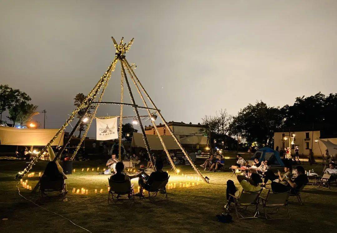 狼队逆转胜出，积分攀升赛季亮点