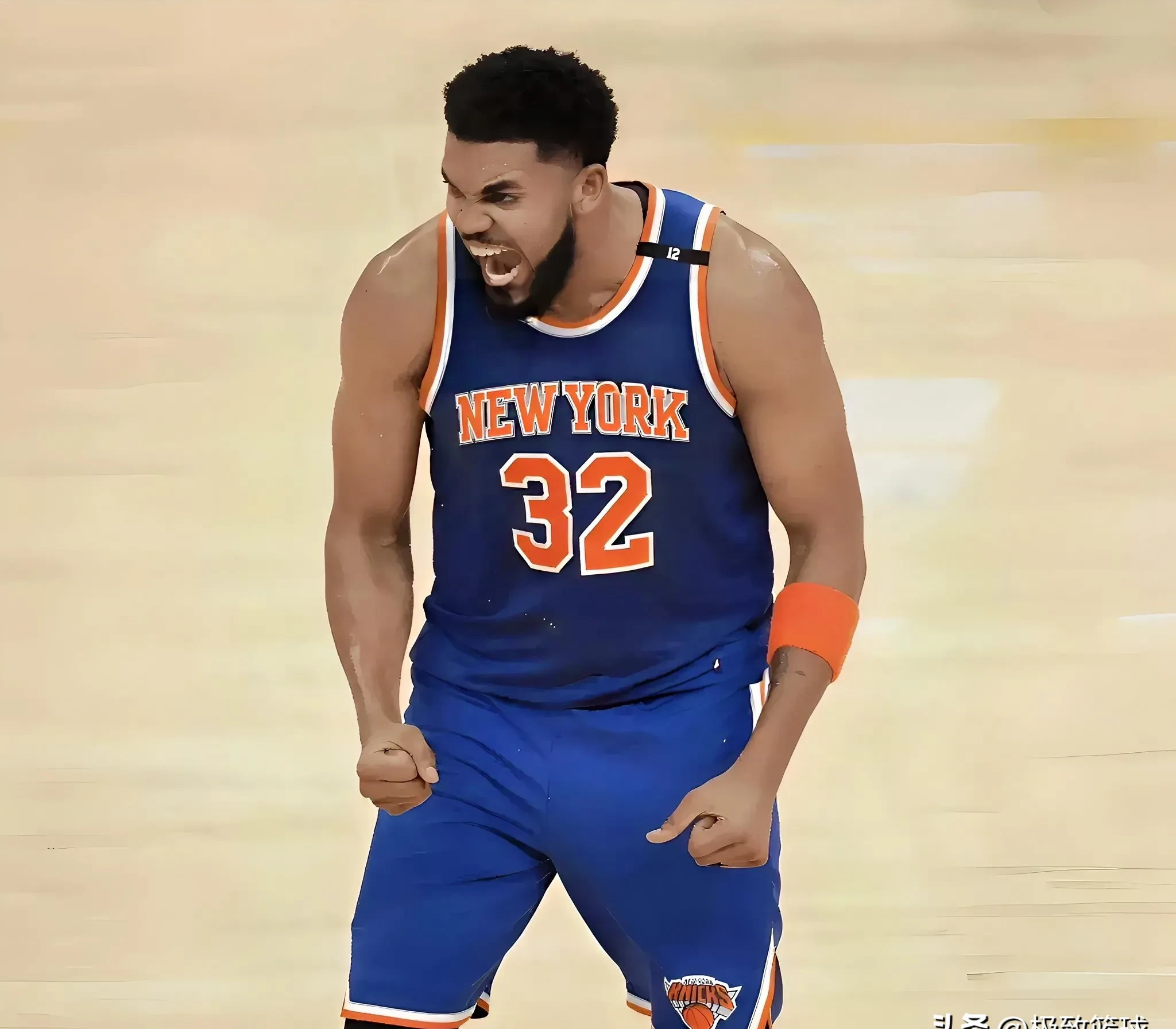 包含尼克斯队实力强劲，轻松打破对手防守的词条