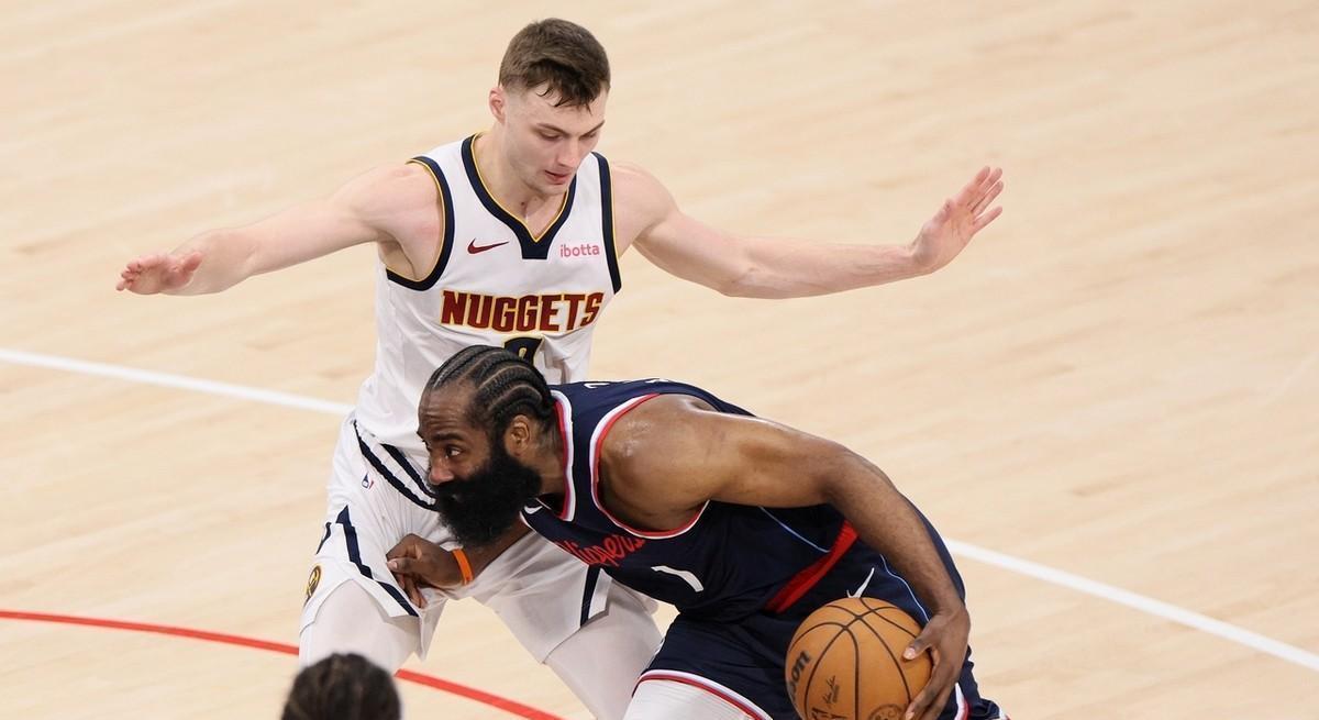 快船队惨败公牛再次失利 快船队惨败公牛再次失利