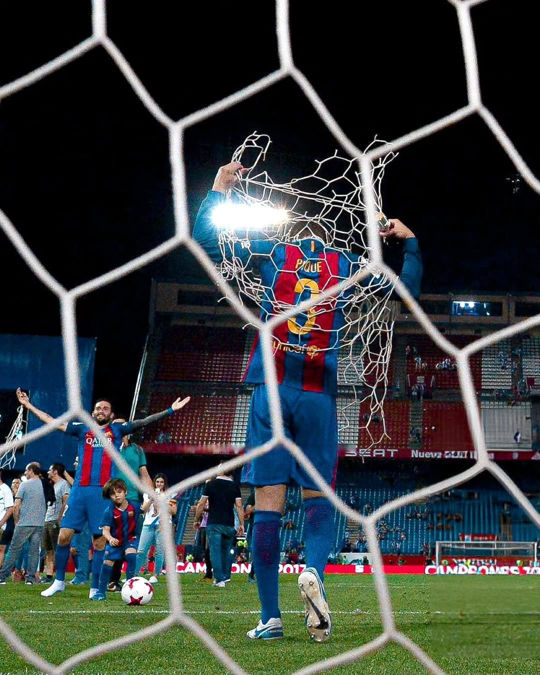 多特蒙德逆转巴萨,莫德里奇高光表现 多特蒙德逆转巴萨,莫德里奇高光表现