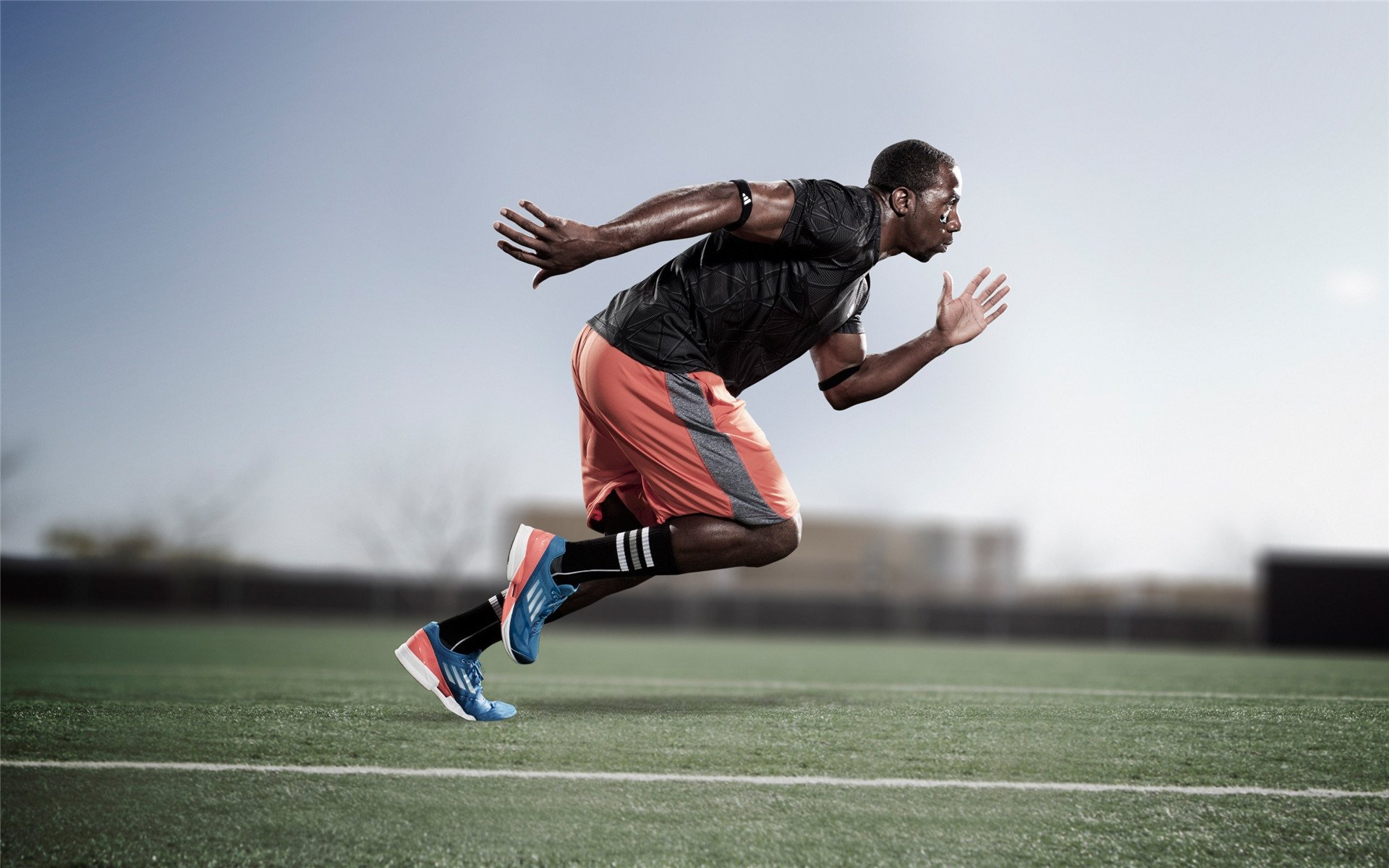 荣耀交错夜,当德甲争冠硝烟与哈登救赎之路隔空对话