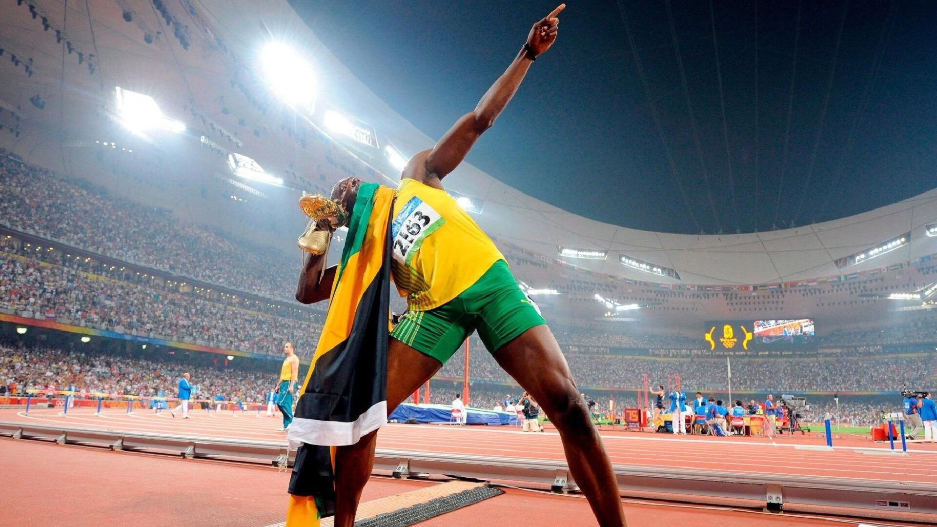 数据风暴席卷北欧，马丁内利全面爆发助曼城惊险绝杀芬兰巨人